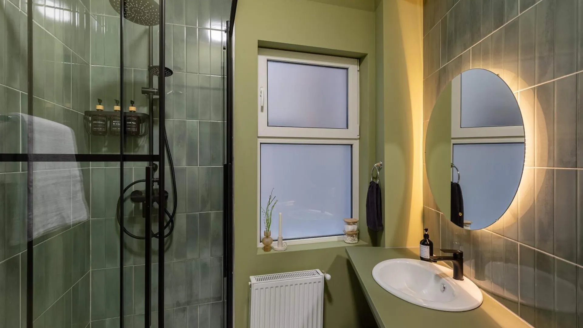 Serene 1Br Apartment In University Square Bucharest Romania